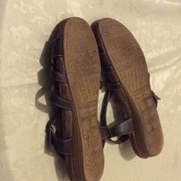 Shoes - Picture 2 of 2